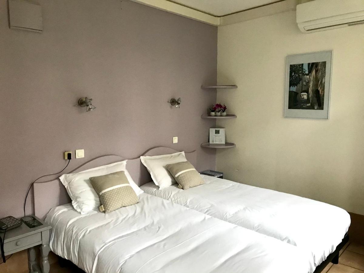 Hotel Des Bains Figeac Bagian luar foto