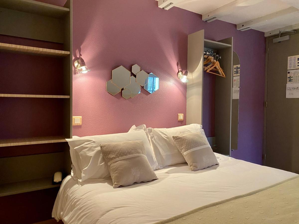 Hotel Des Bains Figeac Bagian luar foto
